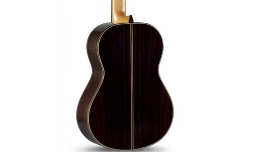 Alhambra 825 Classic Guitar 11P - Natural