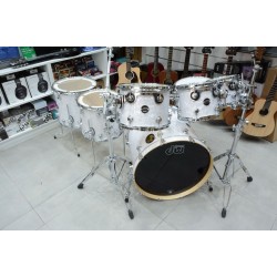 DW Drums DW-PER-WHT.M-7 Performance Series 7-Piece Shell Pack - White Marine Pearl