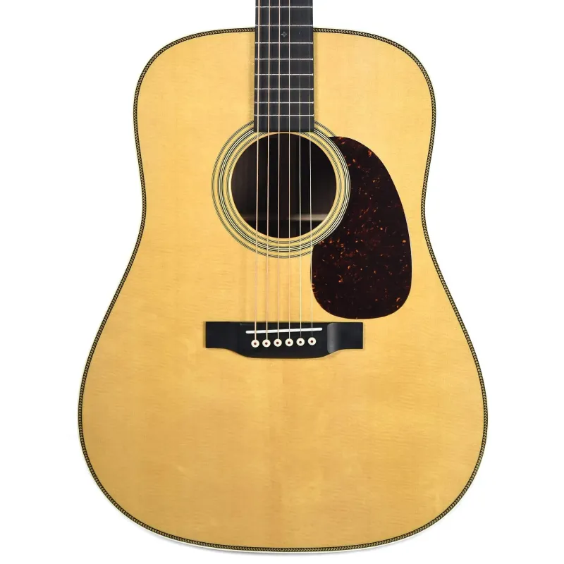 Martin Guitar HD28E Dreadnought Acoustic-Electric Guitar With Fishman Electronics - Natural,(PRE ORDER)