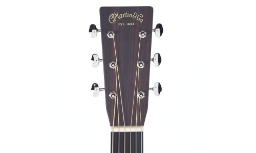 Martin Guitar HD28E Dreadnought Acoustic-Electric Guitar With Fishman Electronics - Natural