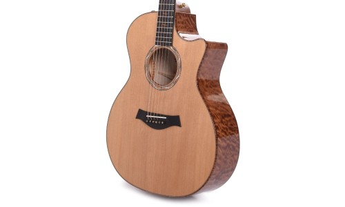 Taylor Custom #2 Grand Auditorium - Torrefied Sitka Spruce And Quilted Big Leaf Maple - Limited Edition of 25 Made