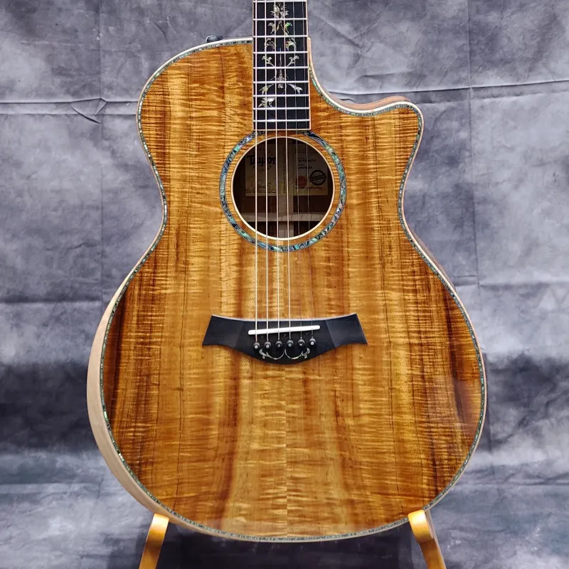 Taylor Custom 13067 GA Acoustic Electric Guitar - Natural