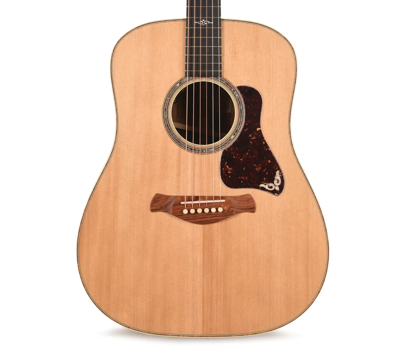 Taylor Gold Label 810e Acoustic Electric Guitar - Natural