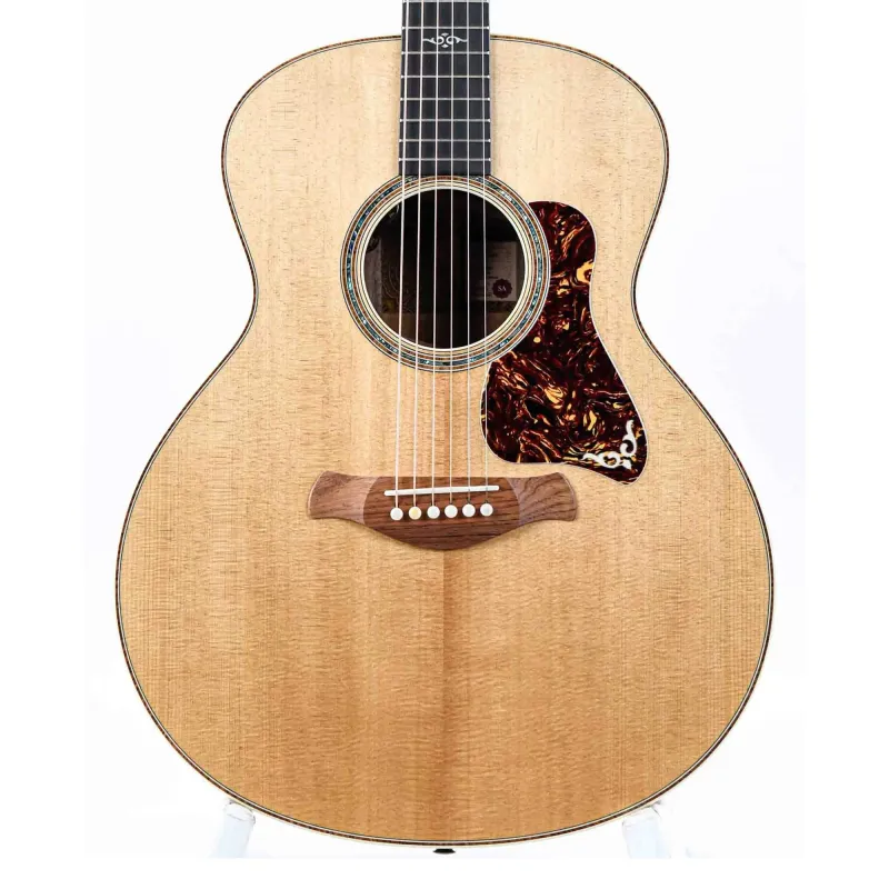Taylor Gold Label 814e Grand Auditorium Acoustic Electric Guitar - Natural (PRE ORDER)