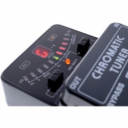 Behringer TU300 Chromatic Tuner Pedal